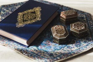 How to learn to read the Quran using Tajweed