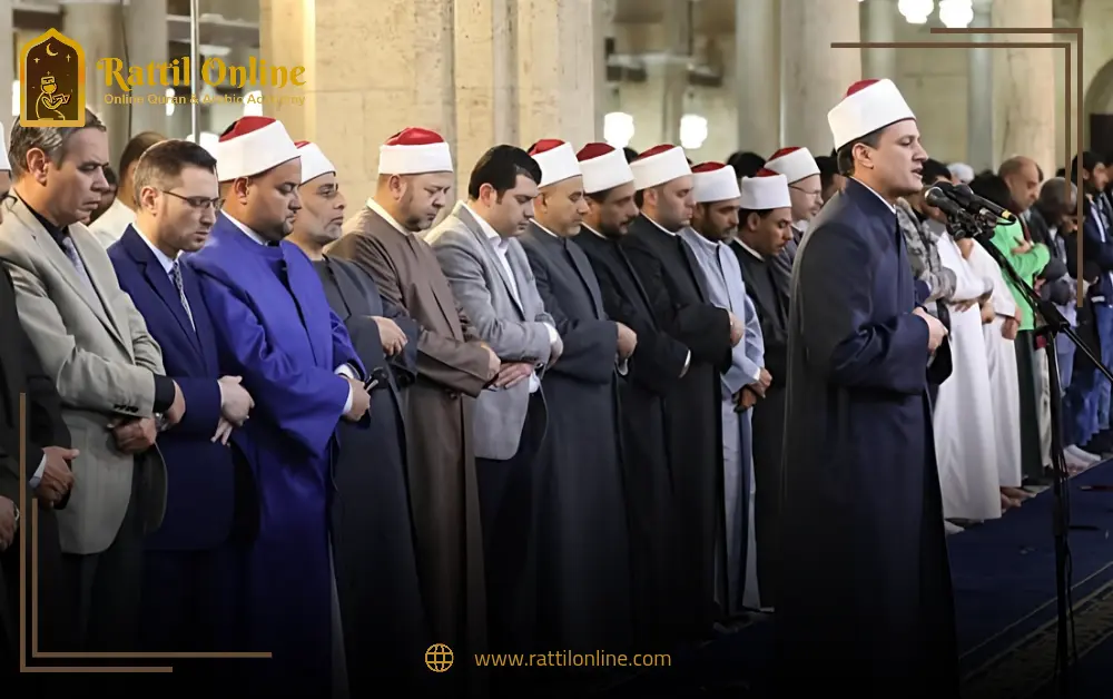 Learn Quran 20260217 074014 ٠٠٠٠ Worshippers performing Taraweeh prayer at Al-Azhar Mosque during Ramadan night, illustrating How Many Calories Burned in Taraweeh through extended standing and prayer movements.